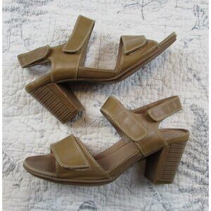EUC Tan Regarde Le Ciel Women strap block Heel tan  sandals EUR 37 US 6.5 / 7